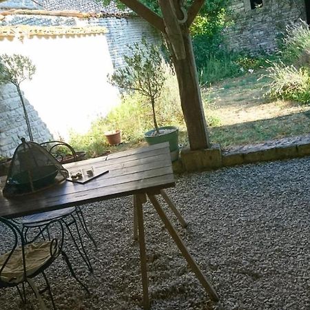 Fig Tree Barn Apartment Gibourne Luaran gambar